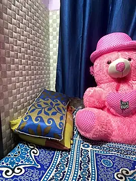 Hot Jaanvi  online show from 04/04/26, 09:07