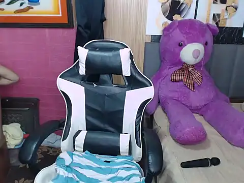 Raffa ella69 online show from 04/17/26, 06:16