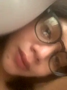 UrMajesticGODDESS online show from 11/21/25, 07:51