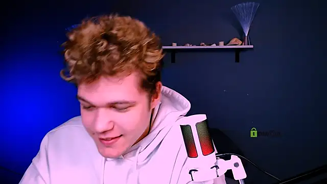 lucas long  online show from 12/14/25, 09:36