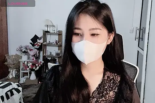 Snapshot of ___Daisy___ chatting on 10/23/25, 05:29 Daisy online show from 10/23/25, 05:29