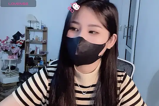 Snapshot of ___Daisy___ chatting on 11/07/25, 02:50 Daisy online show from 11/07/25, 02:50