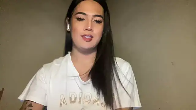 Snapshot of fallon_empress143 chatting on 09/11/25, 03:56 fallon empress143 online show from 09/11/25, 03:56
