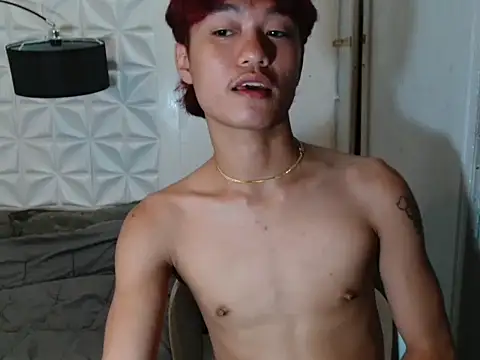 Snapshot of ur_little_secret chatting on 09/08/25, 04:06 ur little secret online show from 09/08/25, 04:06