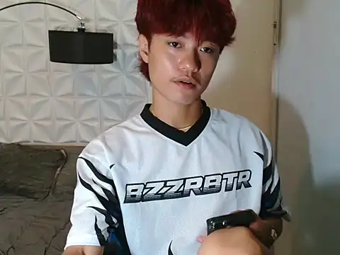 Snapshot of ur_little_secret chatting on 09/10/25, 02:39 ur little secret online show from 09/10/25, 02:39