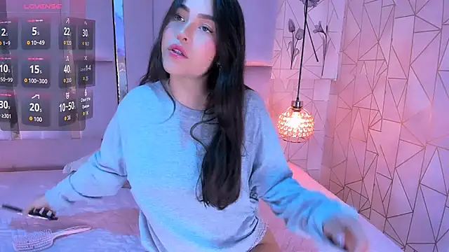 HannaCollins  online show from 12/14/25, 01:16