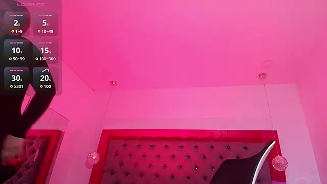 Snapshot of MirandaSould chatting on 06/20/26, 01:58 MirandaSould online show from 06/20/26, 01:58