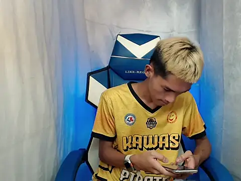 riks tyler online show from 12/19/25, 07:48