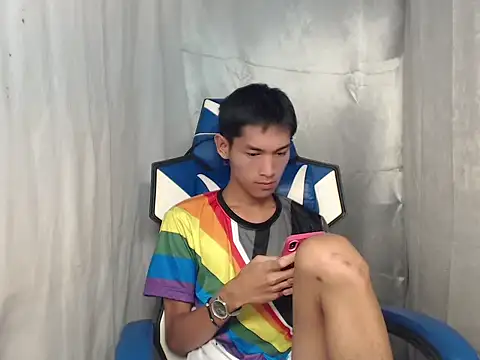 Snapshot of riks_tyler chatting on 06/21/26, 02:52 riks tyler online show from 06/21/26, 02:52