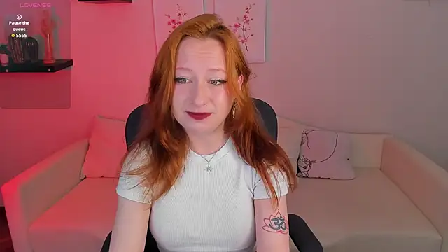 Violet Griffen online show from 05/25/26, 03:51