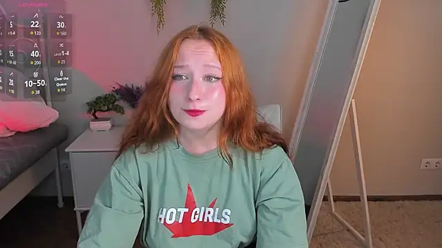 Snapshot of Violet_Griffen chatting on 07/12/26, 03:47 Violet Griffen online show from 07/12/26, 03:47