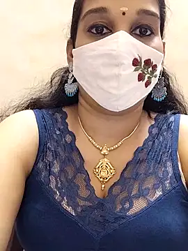 Snapshot of amelia-rani chatting on 12/19/25, 12:45 amelia-rani online show from 12/19/25, 12:45