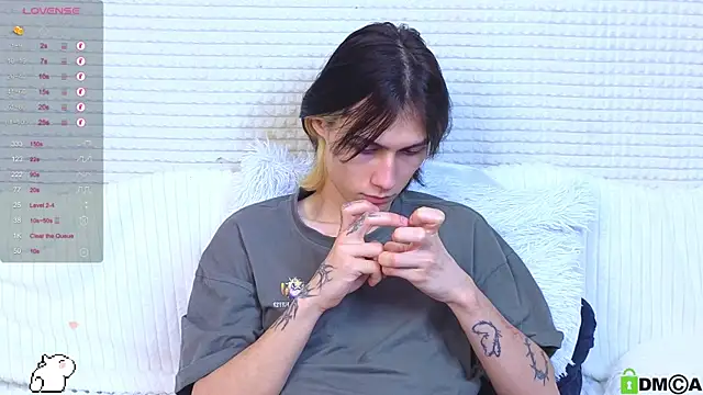 Snapshot of bd_black chatting on 09/28/25, 11:21 bd black online show from 09/28/25, 11:21