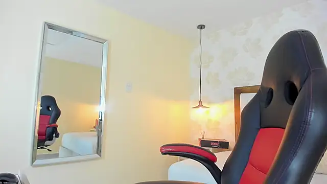 Snapshot of IRISCLARK1 chatting on 07/16/26, 07:09 IRISCLARK1 online show from 07/16/26, 07:09