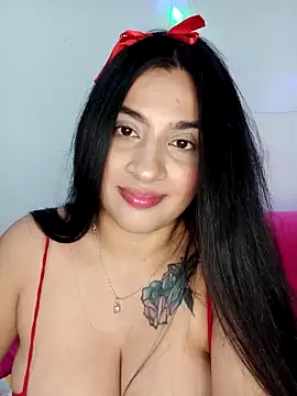 VALENTINA ROUSE  online show from 04/18/26, 01:31