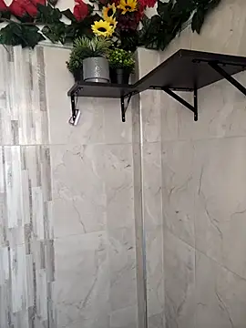 SeleneLuminari8 online show from 04/06/26, 01:56