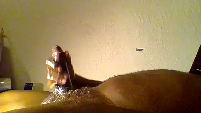 Snapshot of JezOne555 chatting on 02/13/26, 06:20 JezOne555 online show from 02/13/26, 06:20