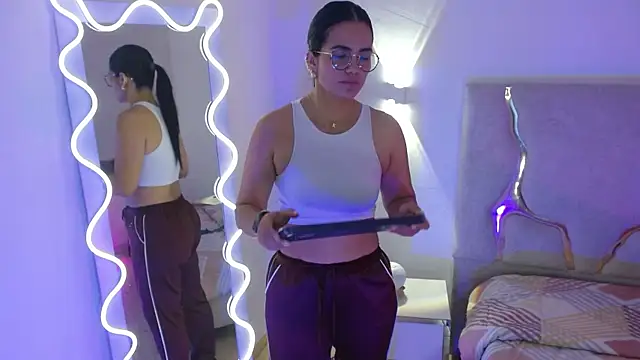 Snapshot of Rosalind_tay chatting on 01/09/26, 11:24 Rosalind tay online show from 01/09/26, 11:24