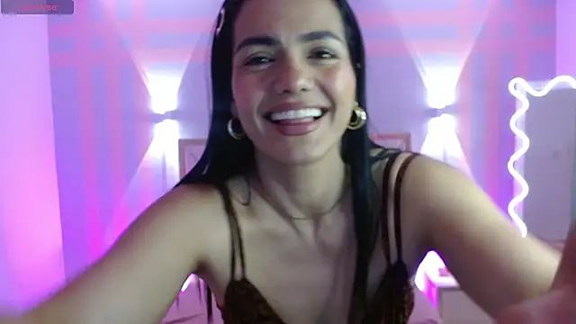 Snapshot of Rosalind_tay chatting on 03/05/26, 11:17 Rosalind tay online show from 03/05/26, 11:17