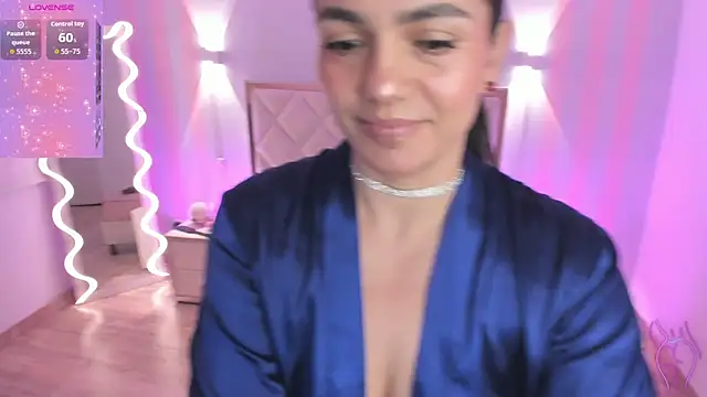 Snapshot of Rosalind_tay chatting on 04/16/26, 11:11 Rosalind tay online show from 04/16/26, 11:11