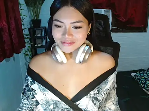 naughtyhothailey online show from 06/27/26, 11:10