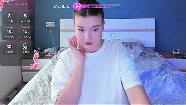 LinaElasm online show from 11/19/25, 07:30