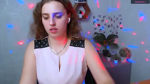 AmandaDimond  online show from 10/29/25, 01:35