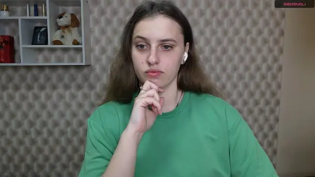 Snapshot of AmandaDimond_ chatting on 04/18/26, 11:58 AmandaDimond online show from 04/18/26, 11:58
