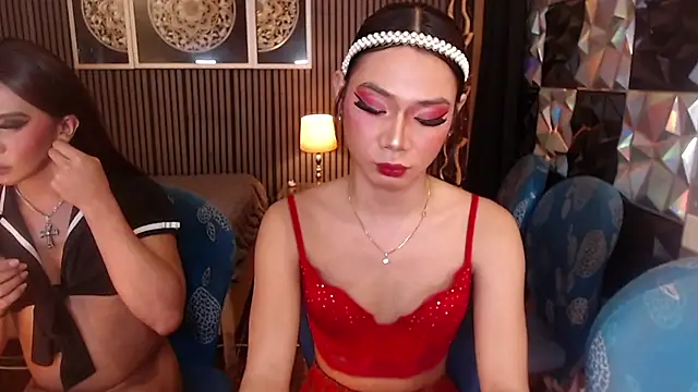 BigCockMaxineTS online show from 07/13/26, 07:55
