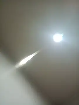 Suamulherfeliz online show from 06/15/26, 09:44