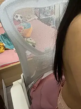 Mina048 online show from 10/23/25, 04:45