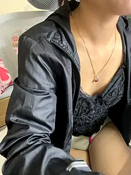 Mina048 online show from 11/27/25, 02:46