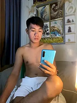 xshyboyx online show from 09/10/25, 03:23