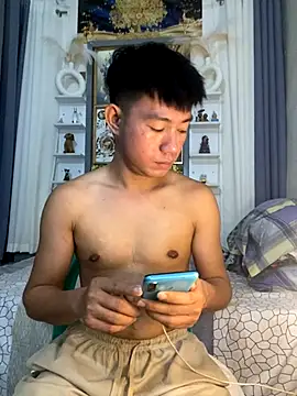 xshyboyx online show from 09/24/25, 03:21