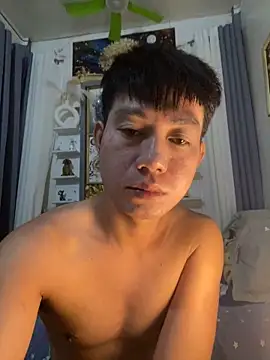 xshyboyx online show from 10/08/25, 03:53