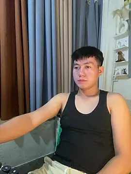 Snapshot of xshyboyx chatting on 03/06/26, 03:47 xshyboyx online show from 03/06/26, 03:47