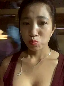 Snapshot of ThiHa003 chatting on 09/23/25, 09:56 ThiHa003 online show from 09/23/25, 09:56