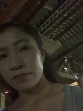 Snapshot of ThiHa003 chatting on 10/25/25, 02:19 ThiHa003 online show from 10/25/25, 02:19