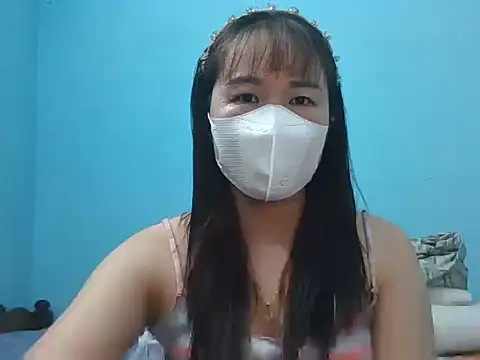 Snapshot of Hachi077 chatting on 11/13/25, 12:59 Hachi077 online show from 11/13/25, 12:59