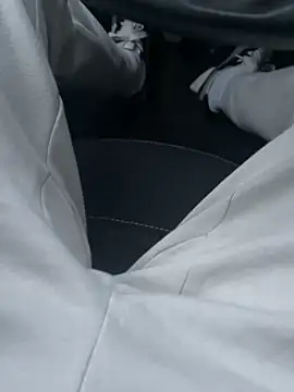 Snapshot of Lopochow chatting on 02/27/26, 05:24 Lopochow online show from 02/27/26, 05:24