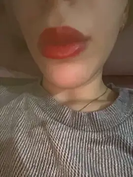 Mimisixo online show from 11/05/25, 11:05