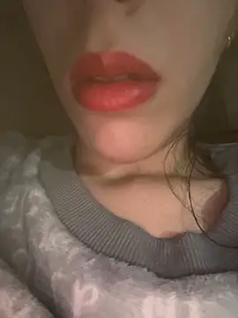 Mimisixo online show from 11/15/25, 11:21