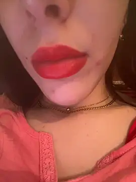 Snapshot of Mimisixo chatting on 05/11/26, 11:13 Mimisixo online show from 05/11/26, 11:13