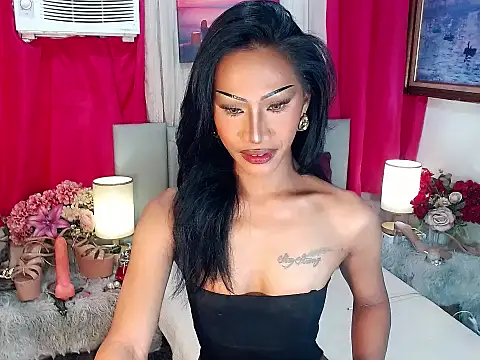 sassylatina online show from 12/19/25, 01:56