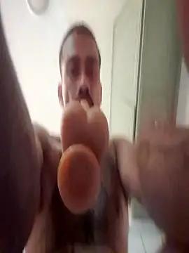 Cnutt310 online show from 11/11/25, 01:49