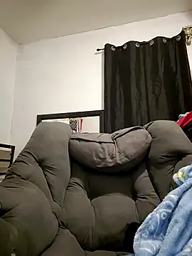 Cnutt310 online show from 11/25/25, 11:43