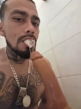 Snapshot of Cnutt310 chatting on 01/06/26, 07:12 Cnutt310 online show from 01/06/26, 07:12