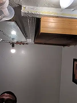 Snapshot of Cnutt310 chatting on 02/10/26, 01:53 Cnutt310 online show from 02/10/26, 01:53