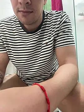 Snapshot of jeff_pepoer chatting on 04/01/26, 12:28 jeff pepoer online show from 04/01/26, 12:28