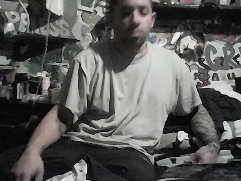 Twoslipperywhenwett online show from 12/16/25, 08:25